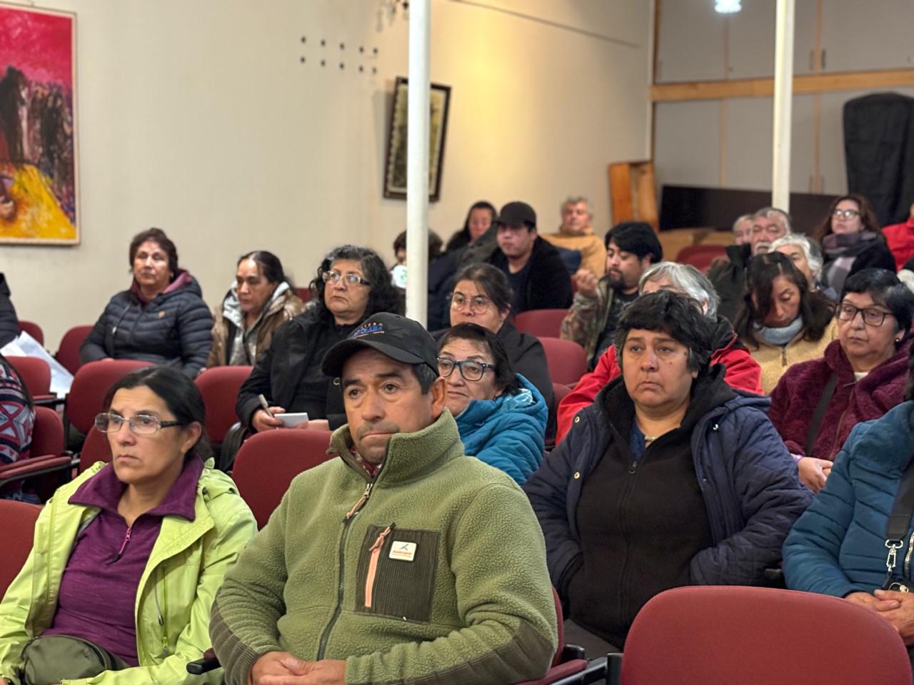Agricultores de Chonchi se capacitan en el cuidado sanitario de sus animales.