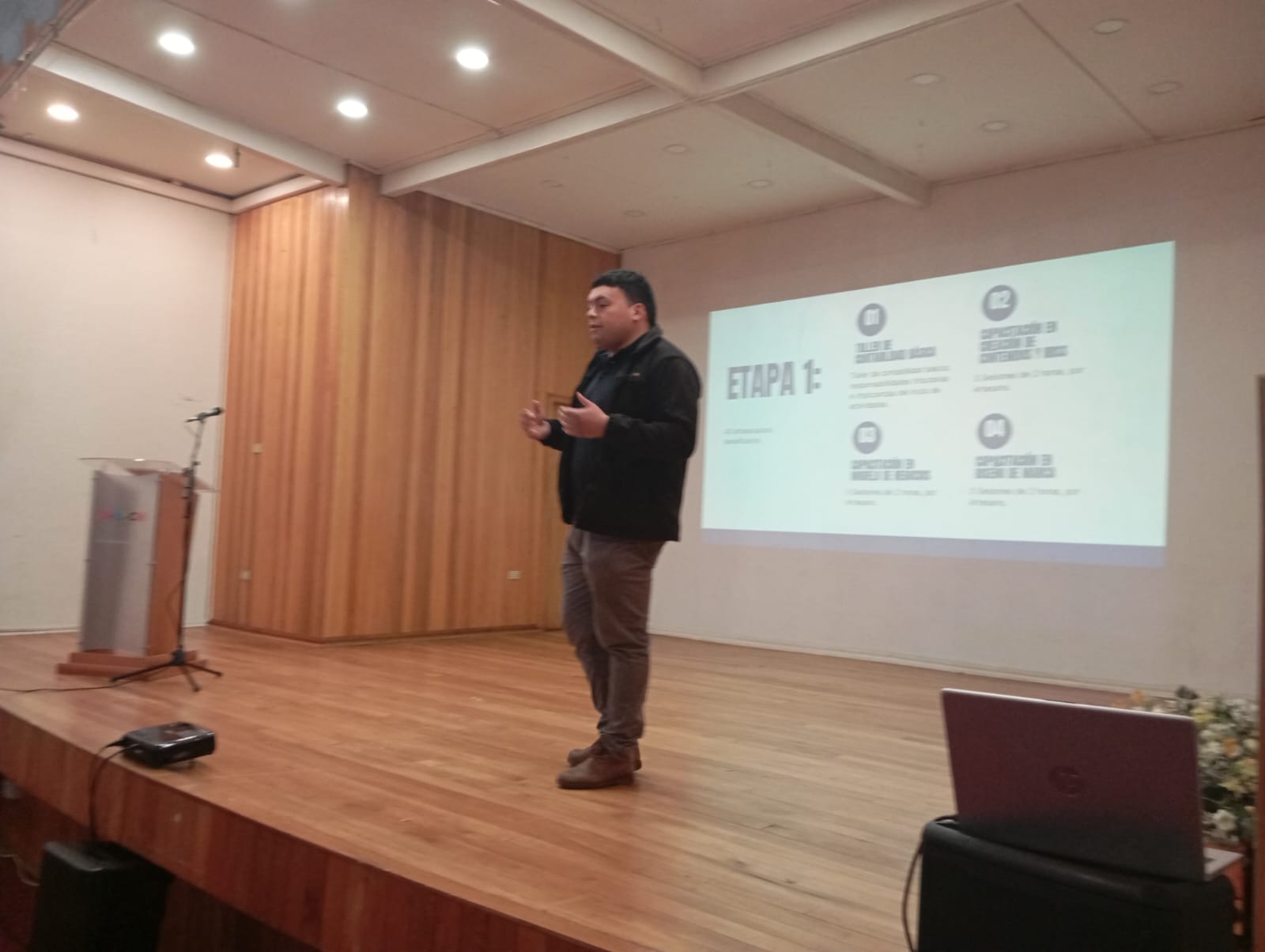 Se realizó el lanzamiento del Programa de Capacitación para el Fortalecimiento de la Artesanía en Chonchi.