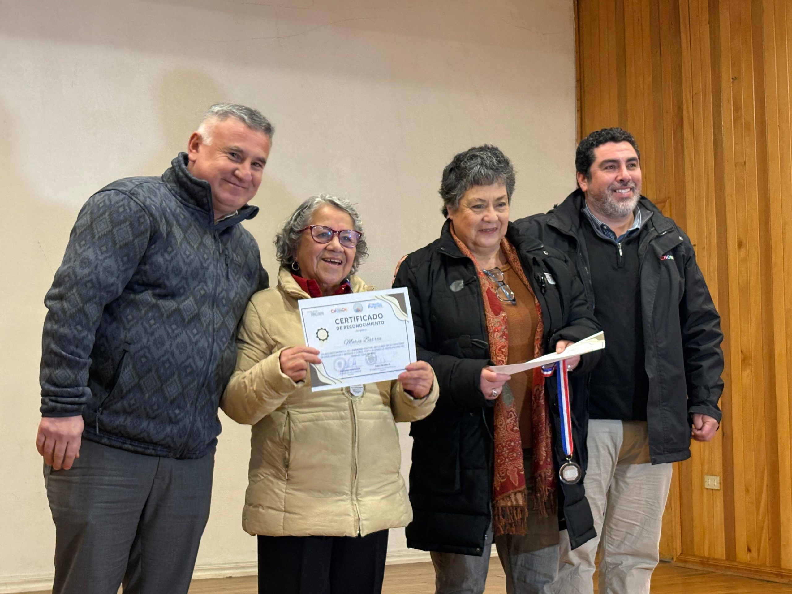 Municipio de Chonchi con un acto comunal conmemoró el “Día del Buen Trato hacia las Personas Mayores”.
