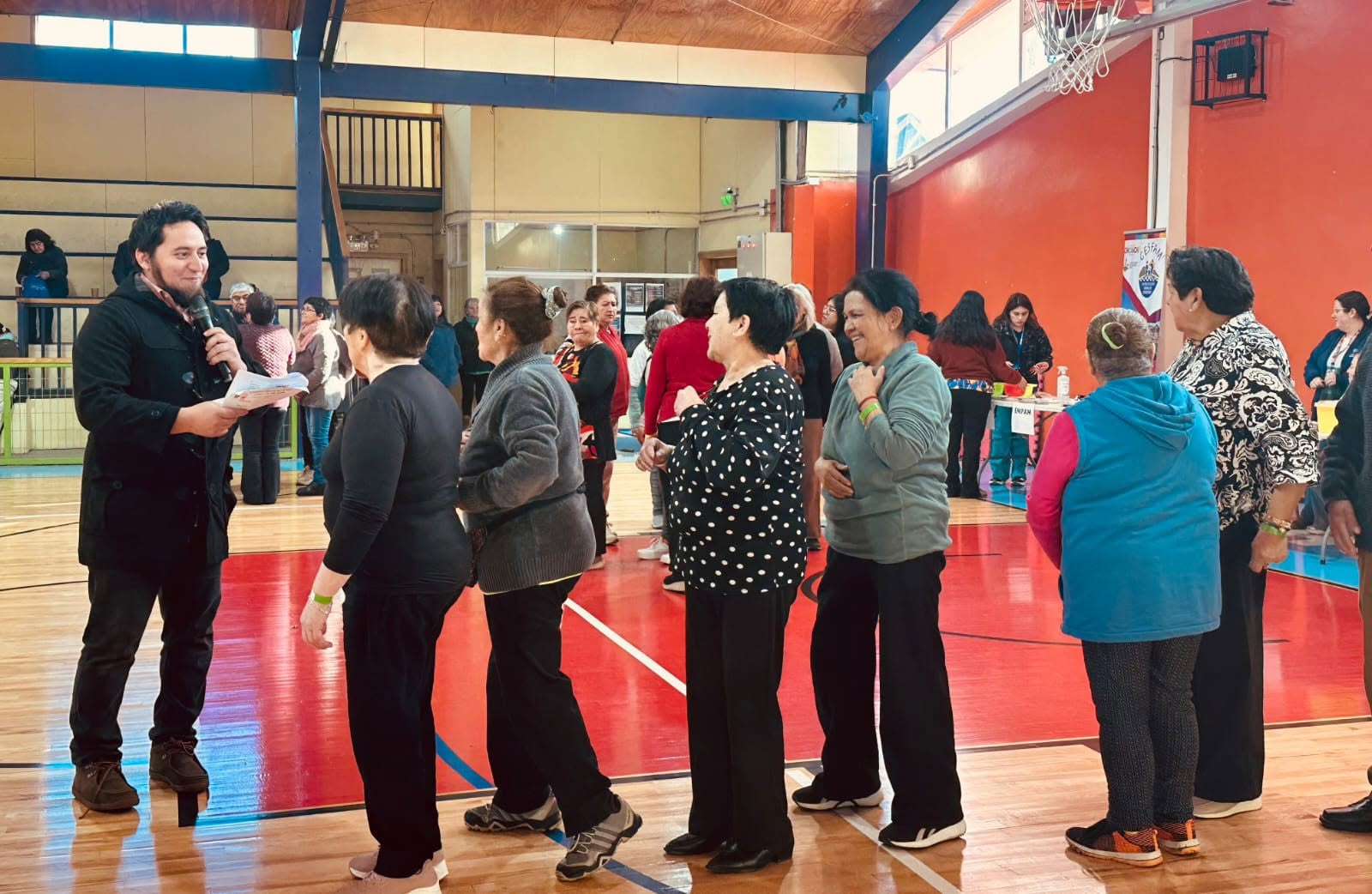 Personas Mayores celebraron el “Buen Trato y la Vida Activa” en Chonchi.