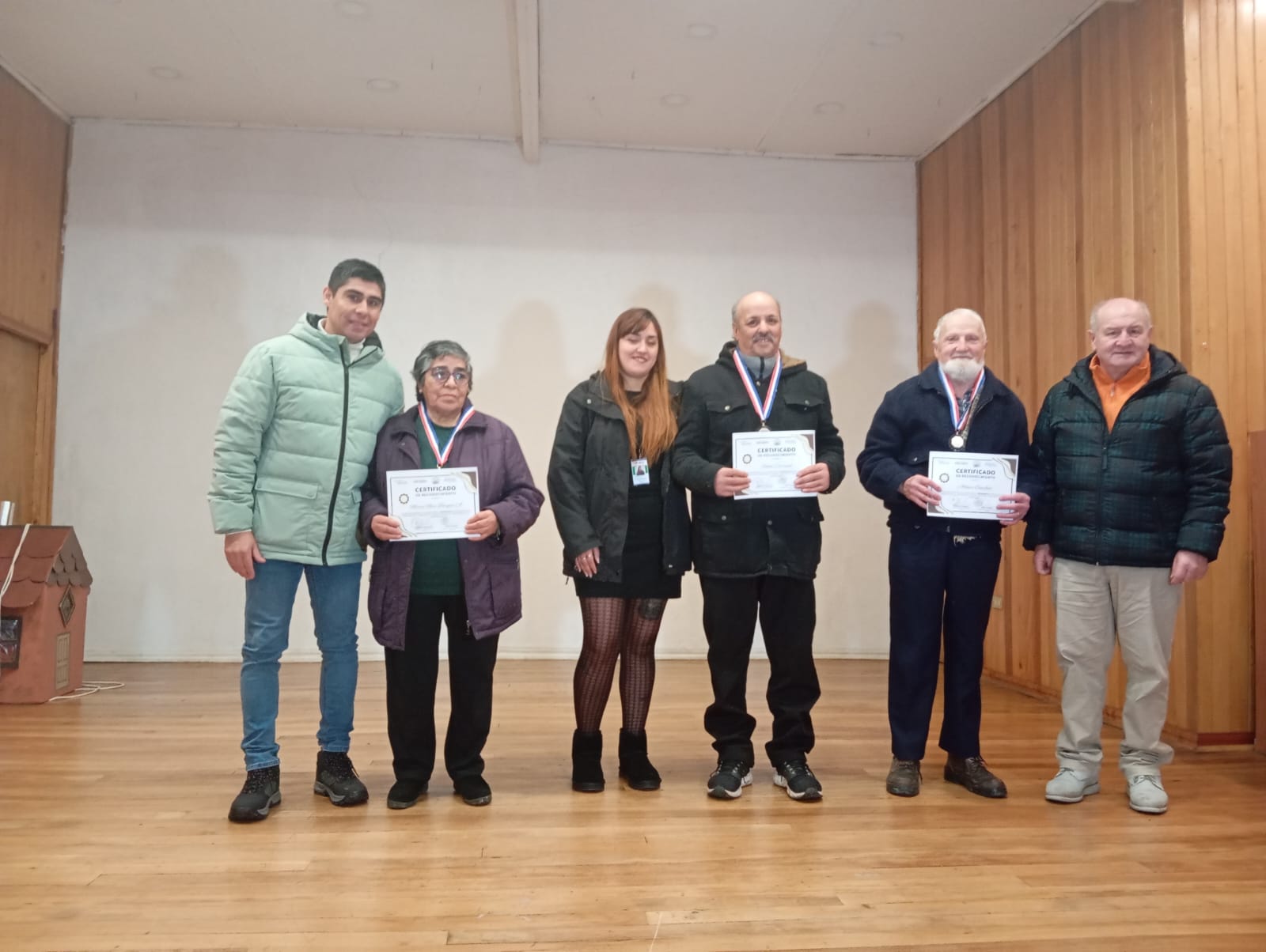 Municipio de Chonchi con un acto comunal conmemoró el “Día del Buen Trato hacia las Personas Mayores”.