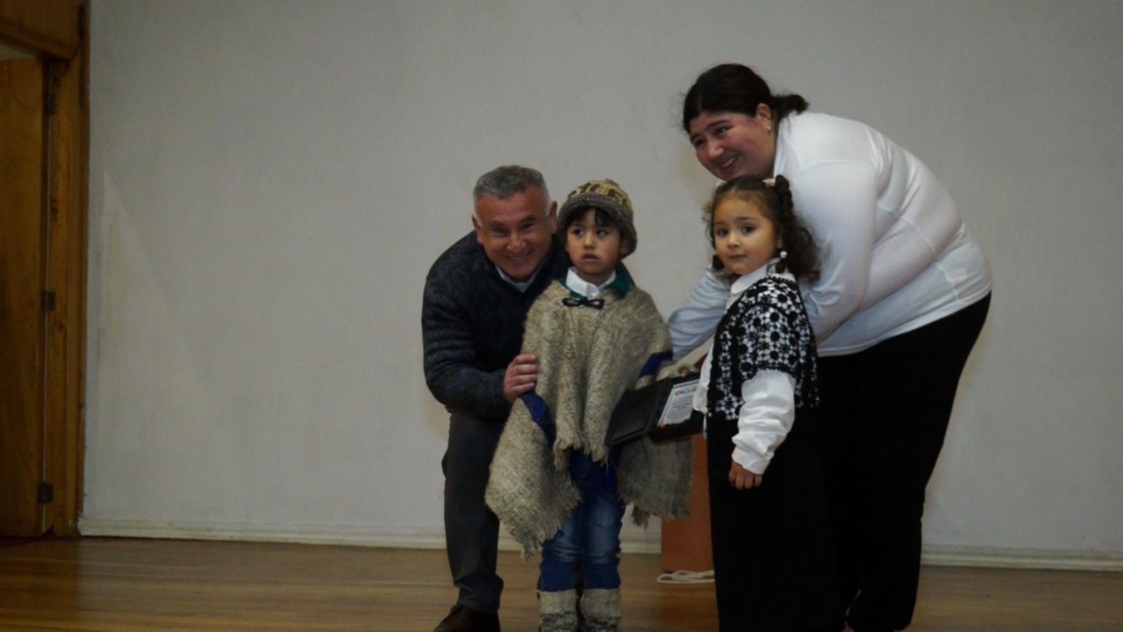 Municipio de Chonchi con un acto comunal conmemoró el “Día del Buen Trato hacia las Personas Mayores”.