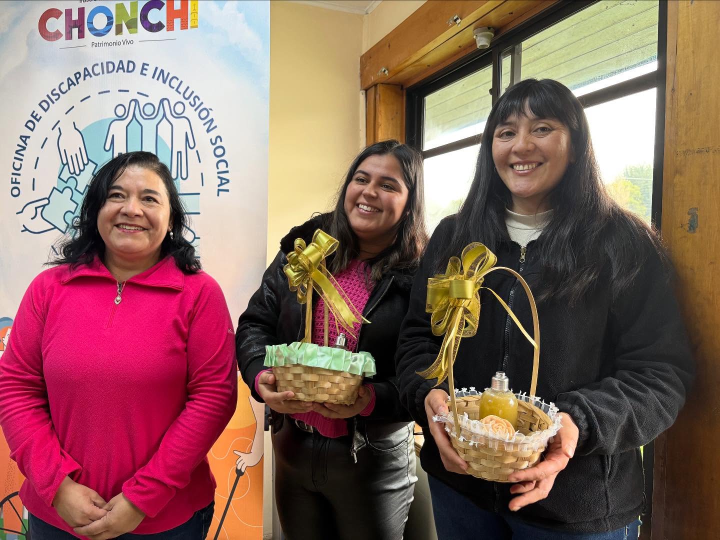 Diez personas finalizaron con éxito taller de Cosmética natural en Chonchi