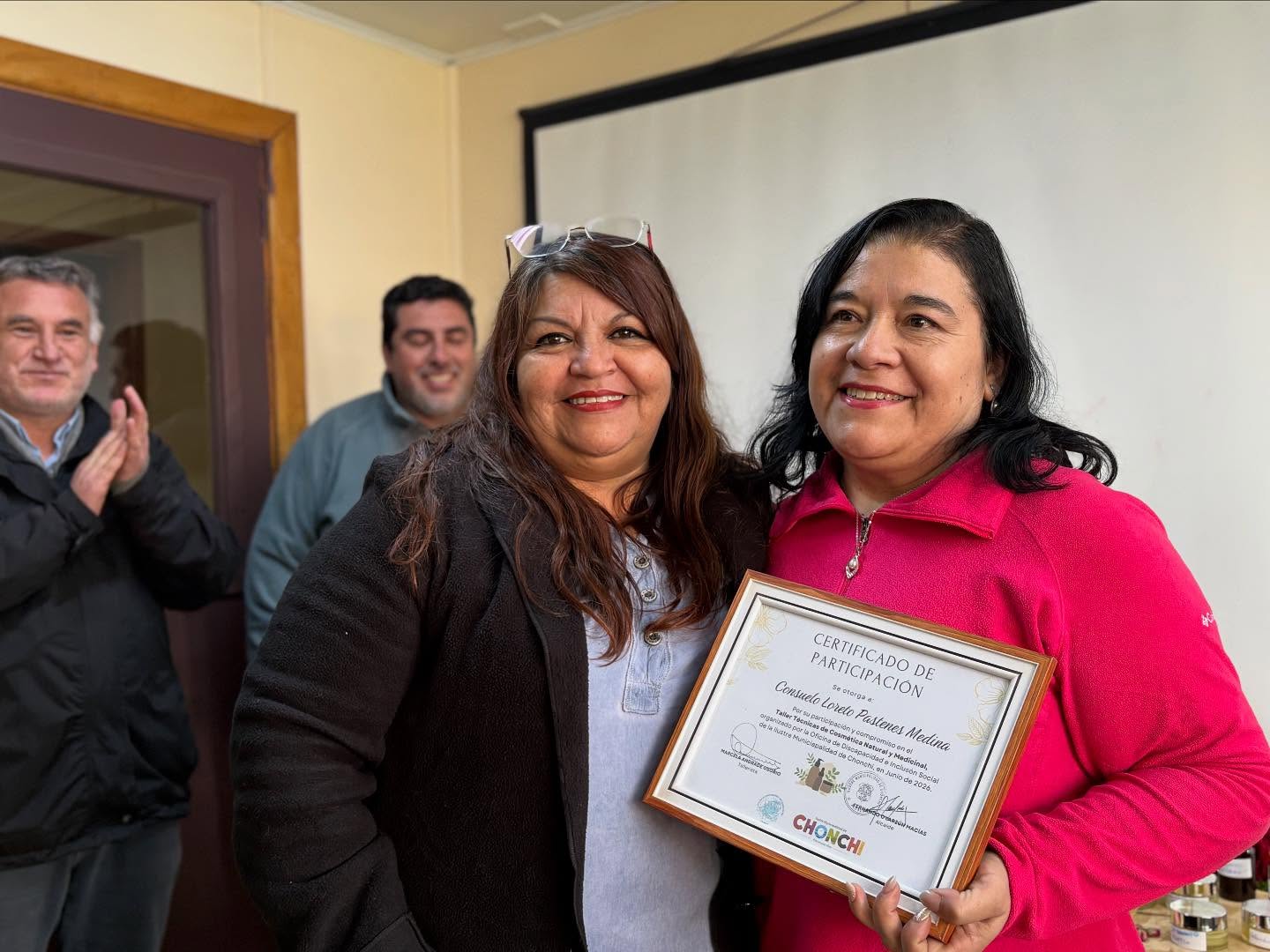 Diez personas finalizaron con éxito taller de Cosmética natural en Chonchi